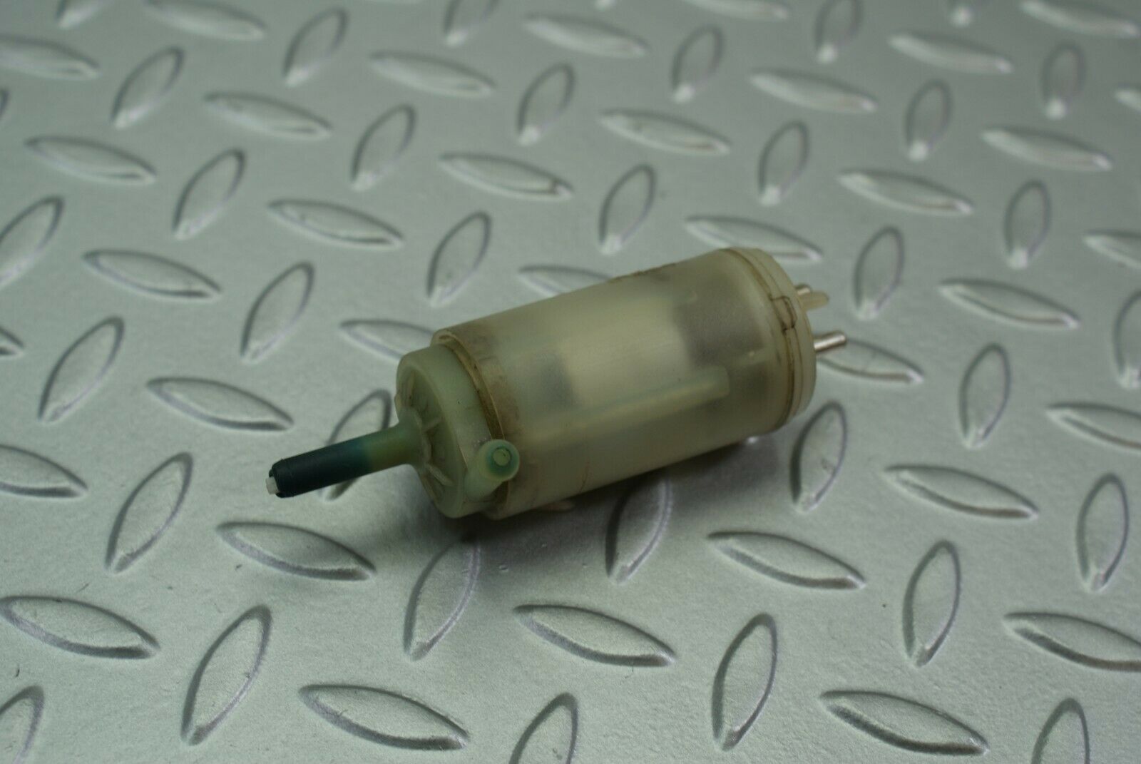 2875 Mercedes-Benz C123 280CE Coupe Windscreen Washer Pump