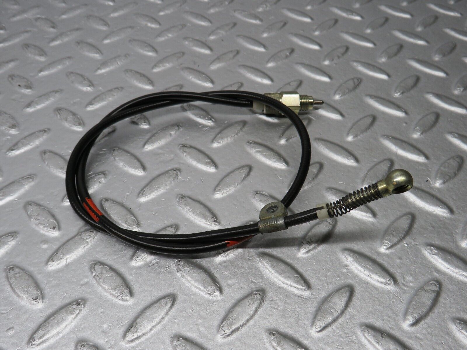 38996 Mercedes-Benz W201 190E 2.6L Gearbox Cable 2012670164
