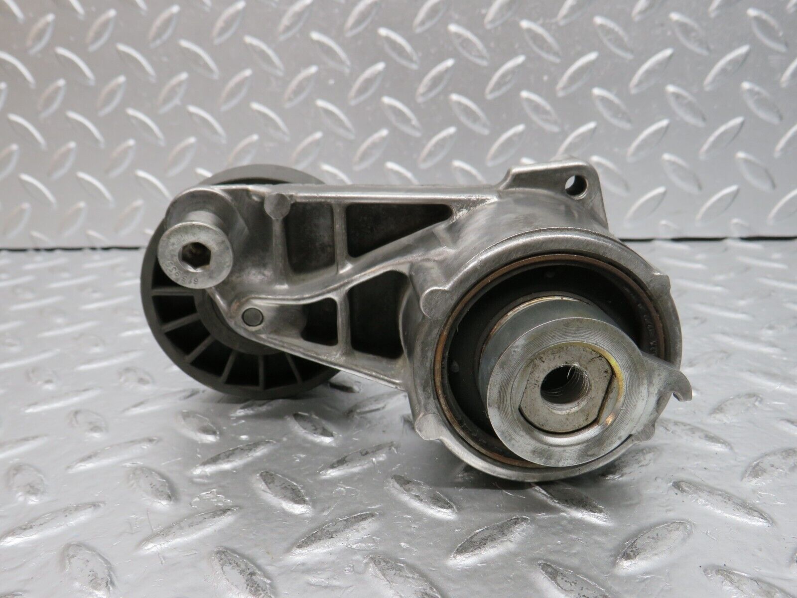 31808 Mercedes-Benz W201 190LE 1.8L Belt Tensioner Pulley 1022023640