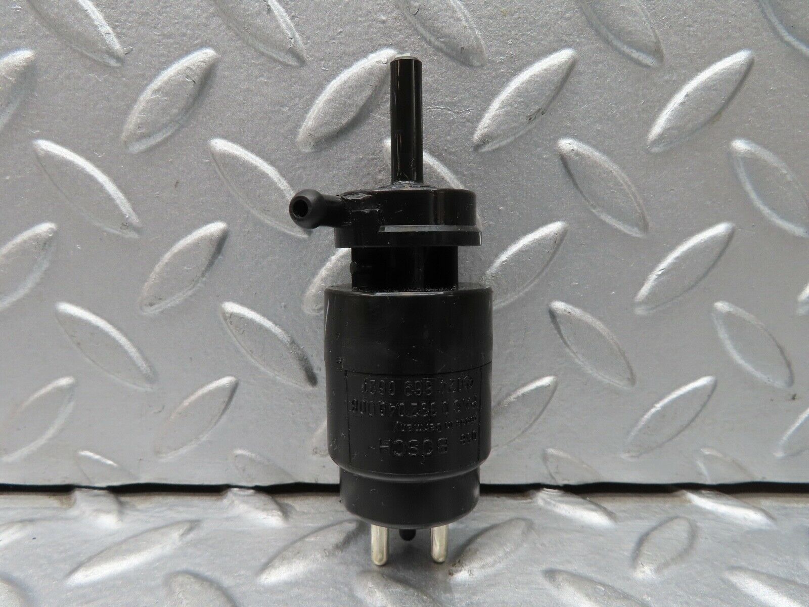 17240 Mercedes-Benz R129 300SL Coupe Windscreen Washer Pump Bosch 1248690621