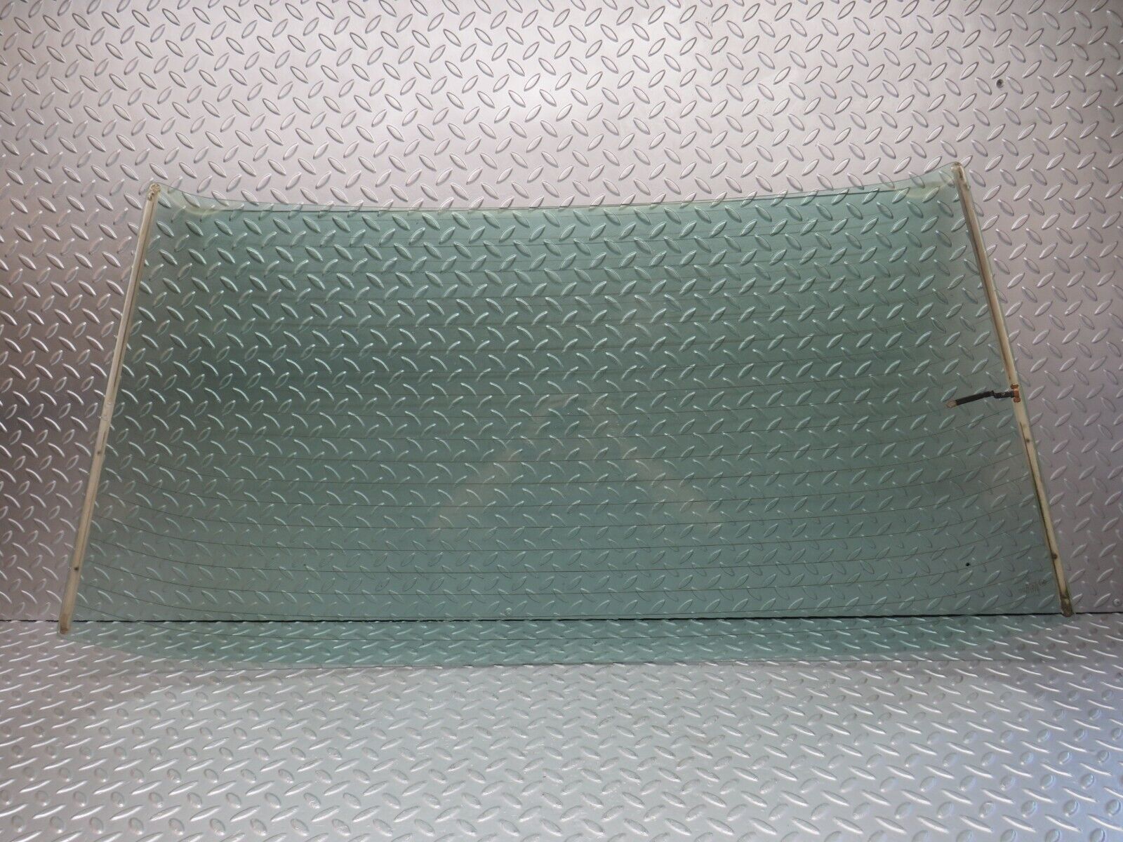 36682 Mercedes-Benz W201 190E 2.0L Rear Heated Windscreen Glass