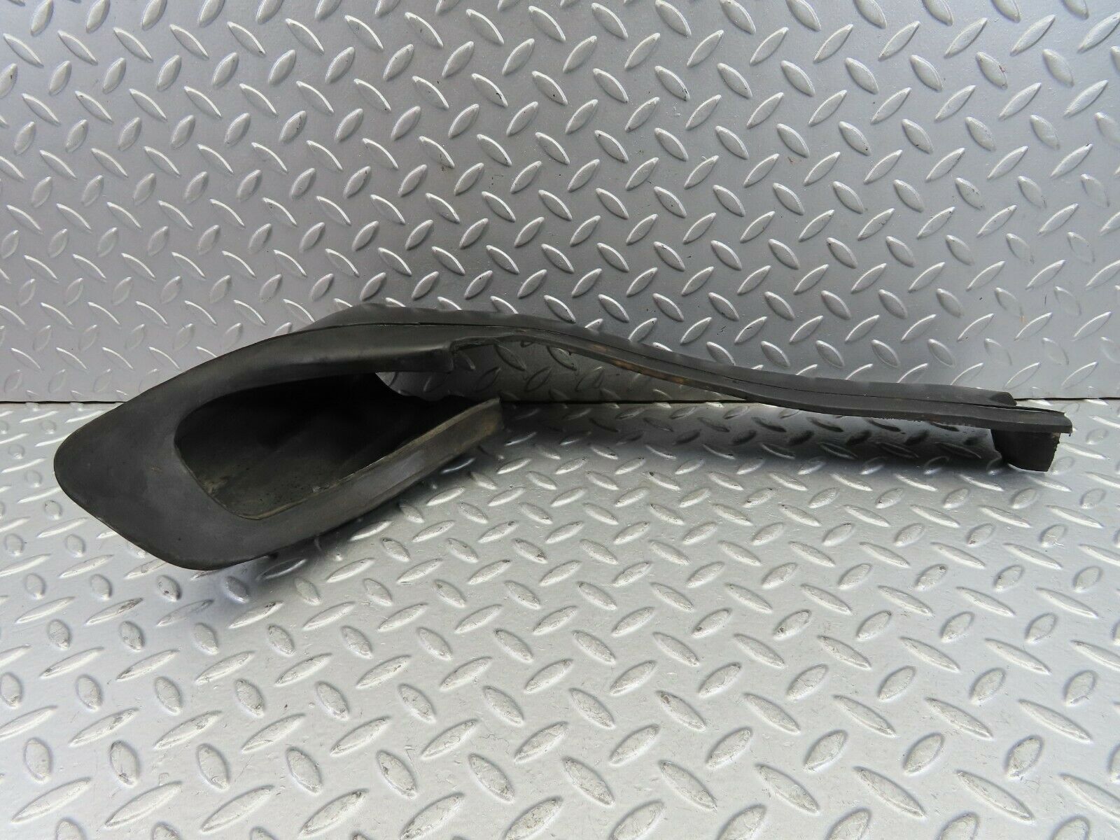 9637 Mercedes-Benz C123 280CE Coupe Front Left Bumper Rubber 1238852723