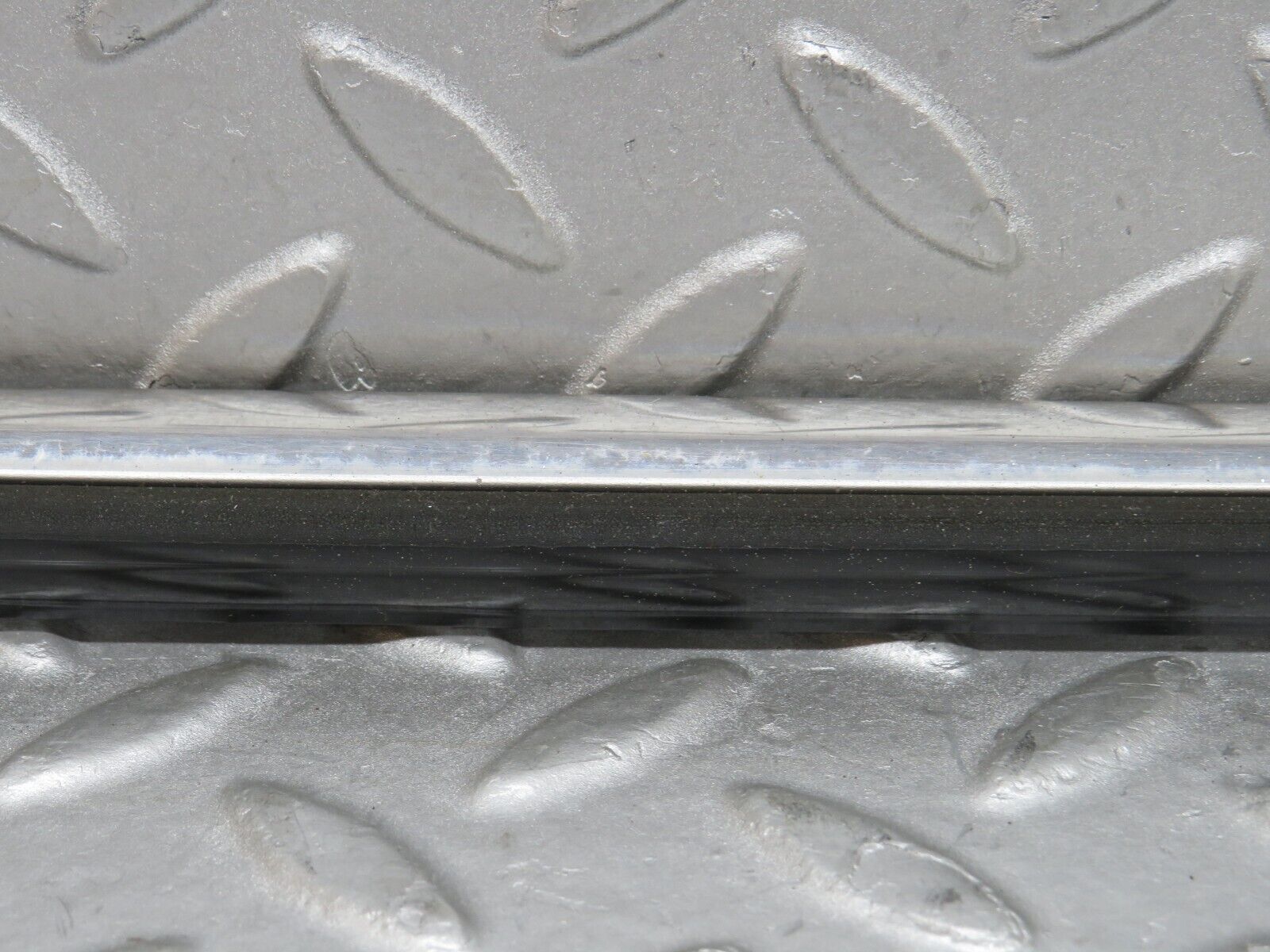 37311 Mercedes-Benz W109 300SEL Rear Left Door Centre Moulding Trim