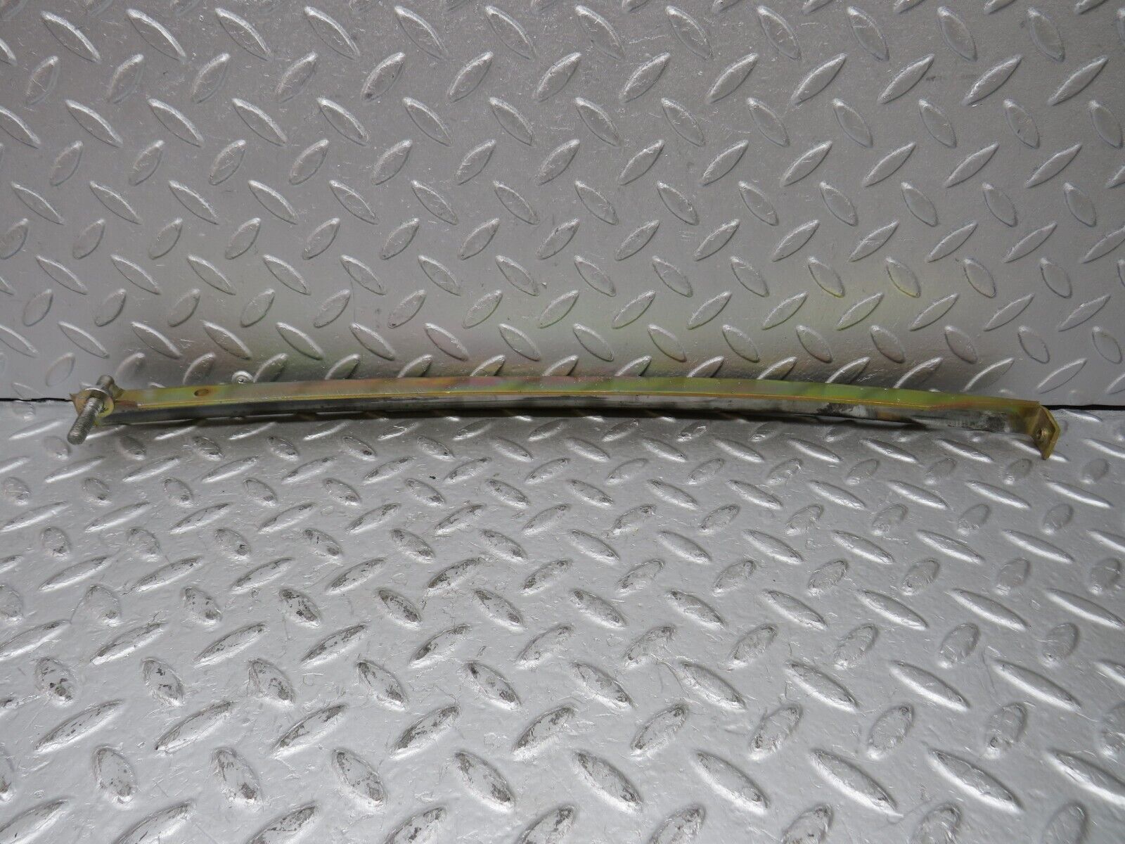 36865 Mercedes-Benz C126 420SEC Coupe Left Door Window Channel