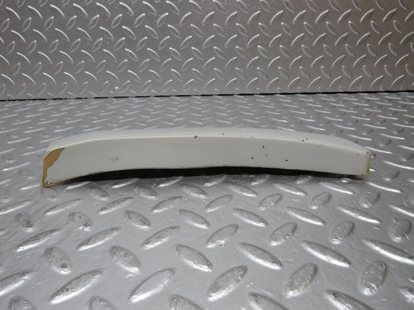 30406 Mercedes-Benz W124 230E Rear Left Fender Wing Lower Moulding Trim 1246901940