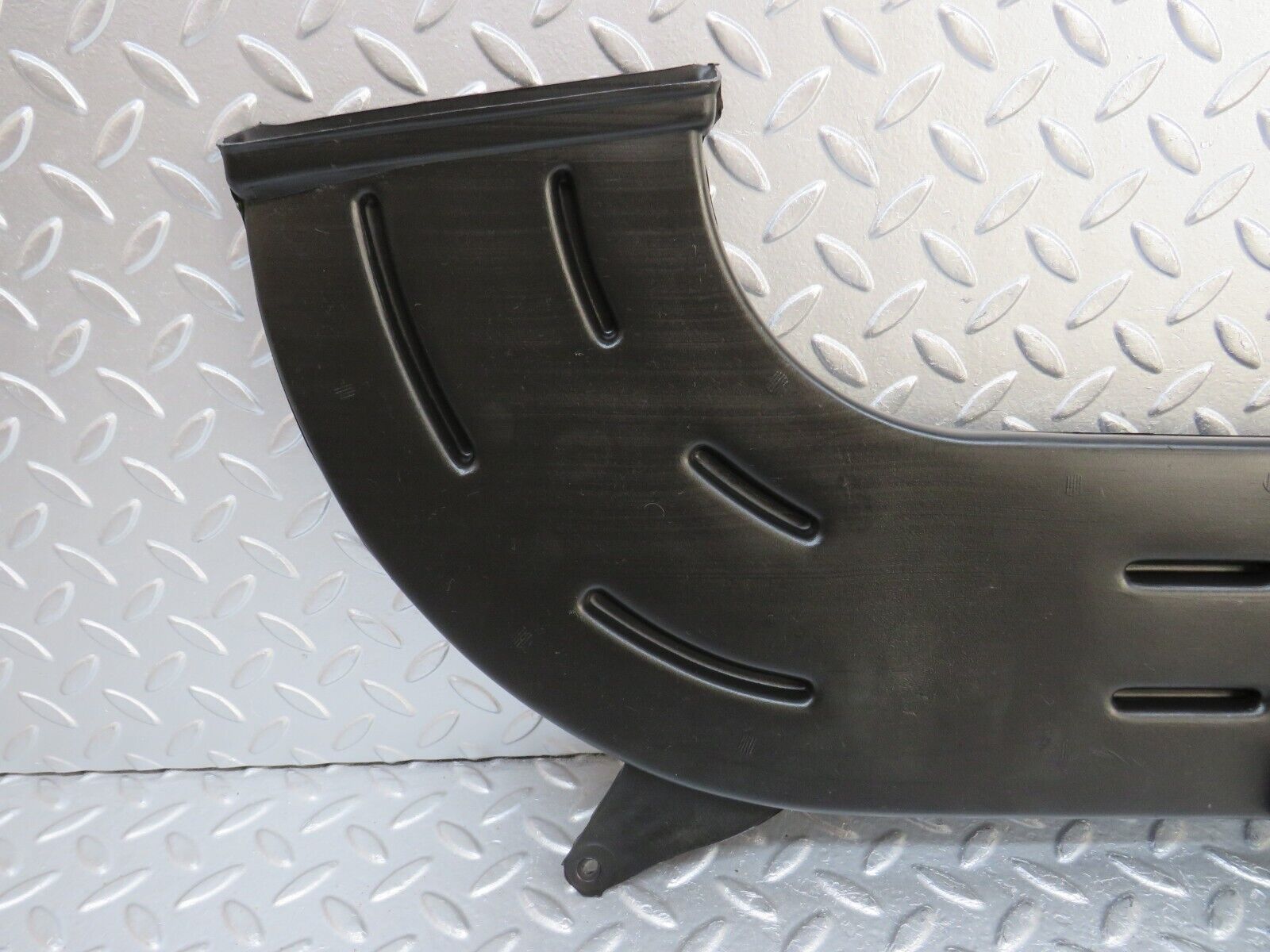 33580 Mercedes-Benz W201 190E 2.0L Air Duct Heater Ventilation Left 2018312146