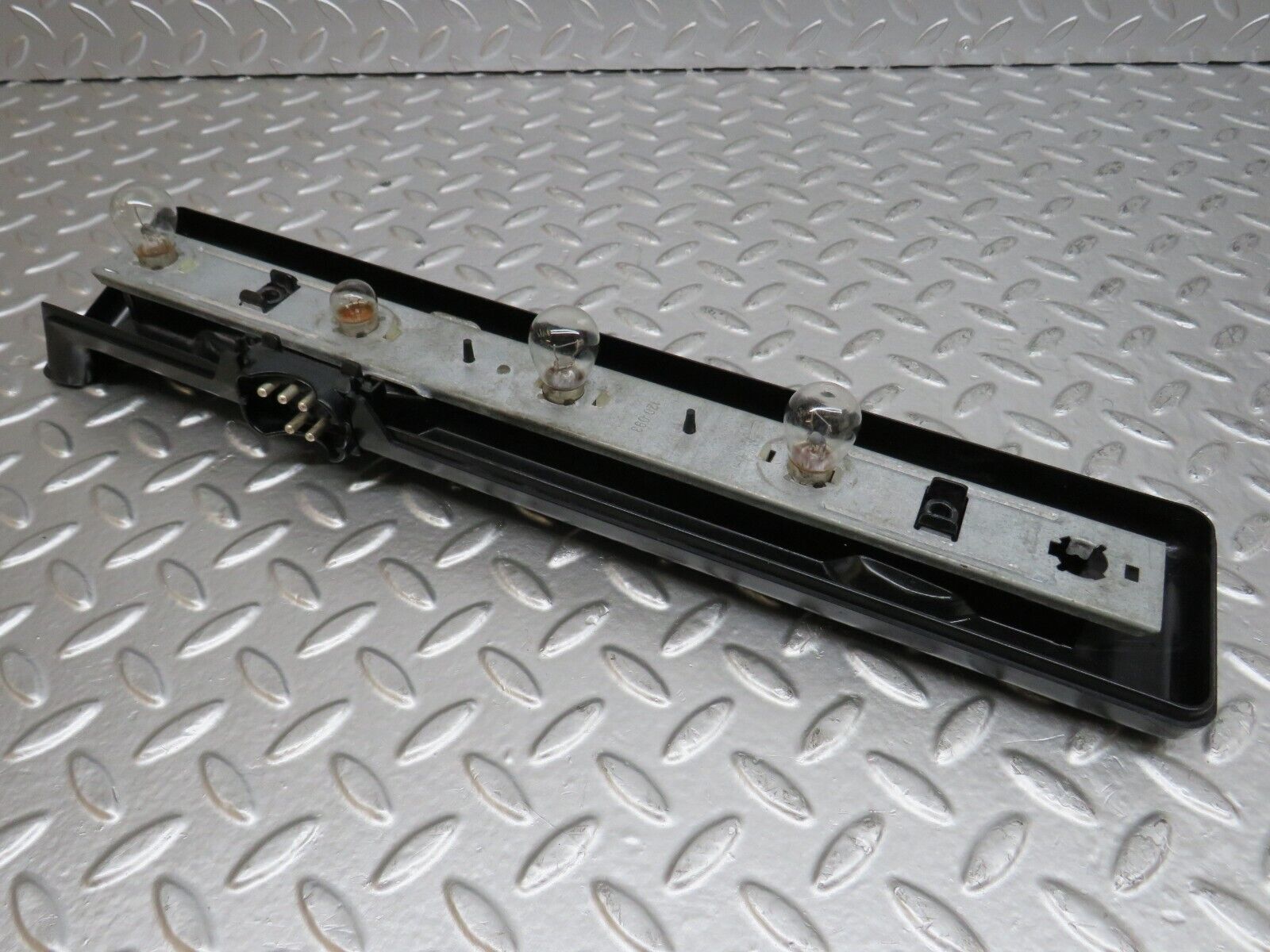 25424 Mercedes-Benz W123 200 Tail Light Bulb Holder Left