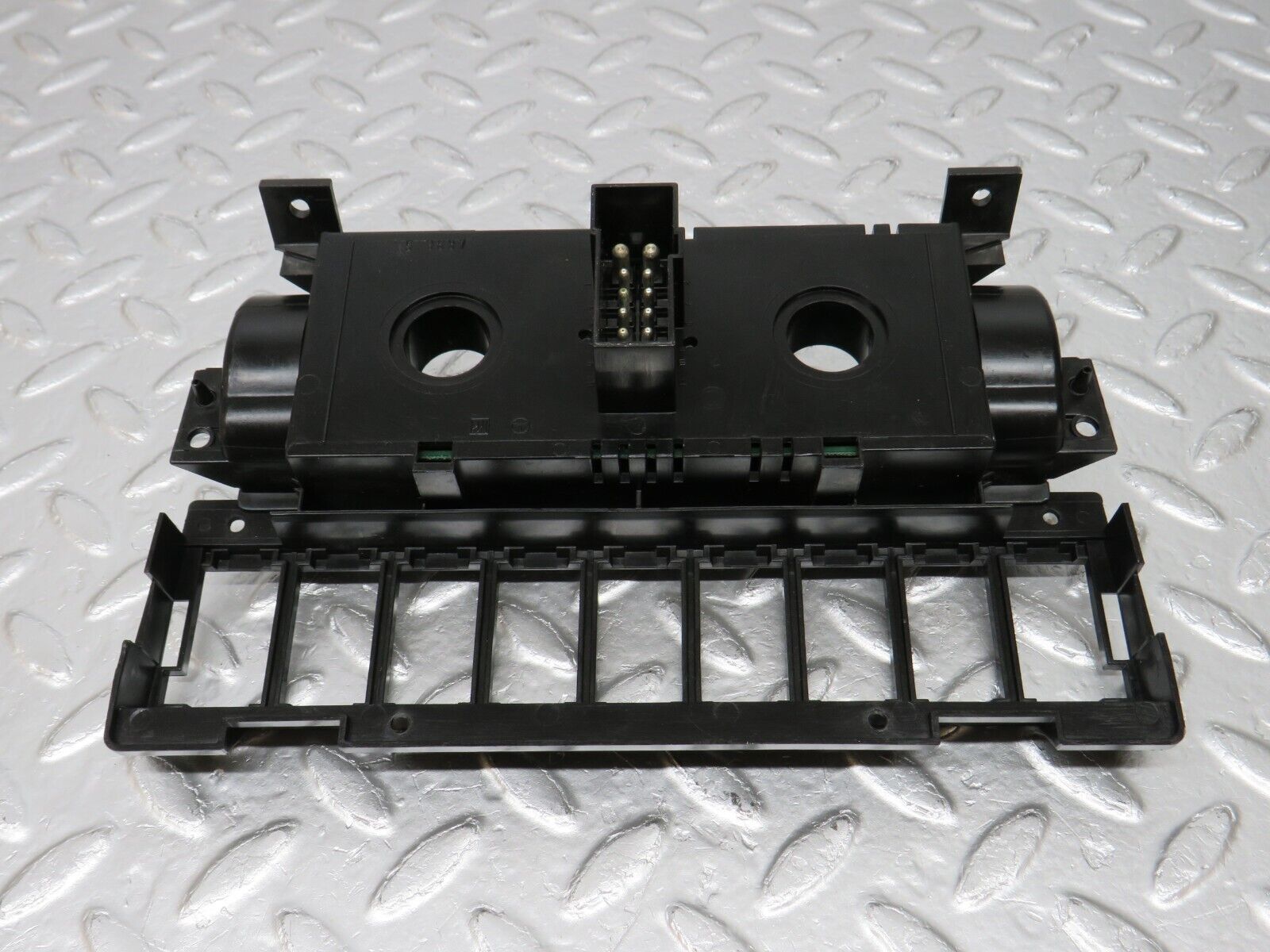 34092 Mercedes-Benz W124 260E Heater Control Unit Panel 1248301485