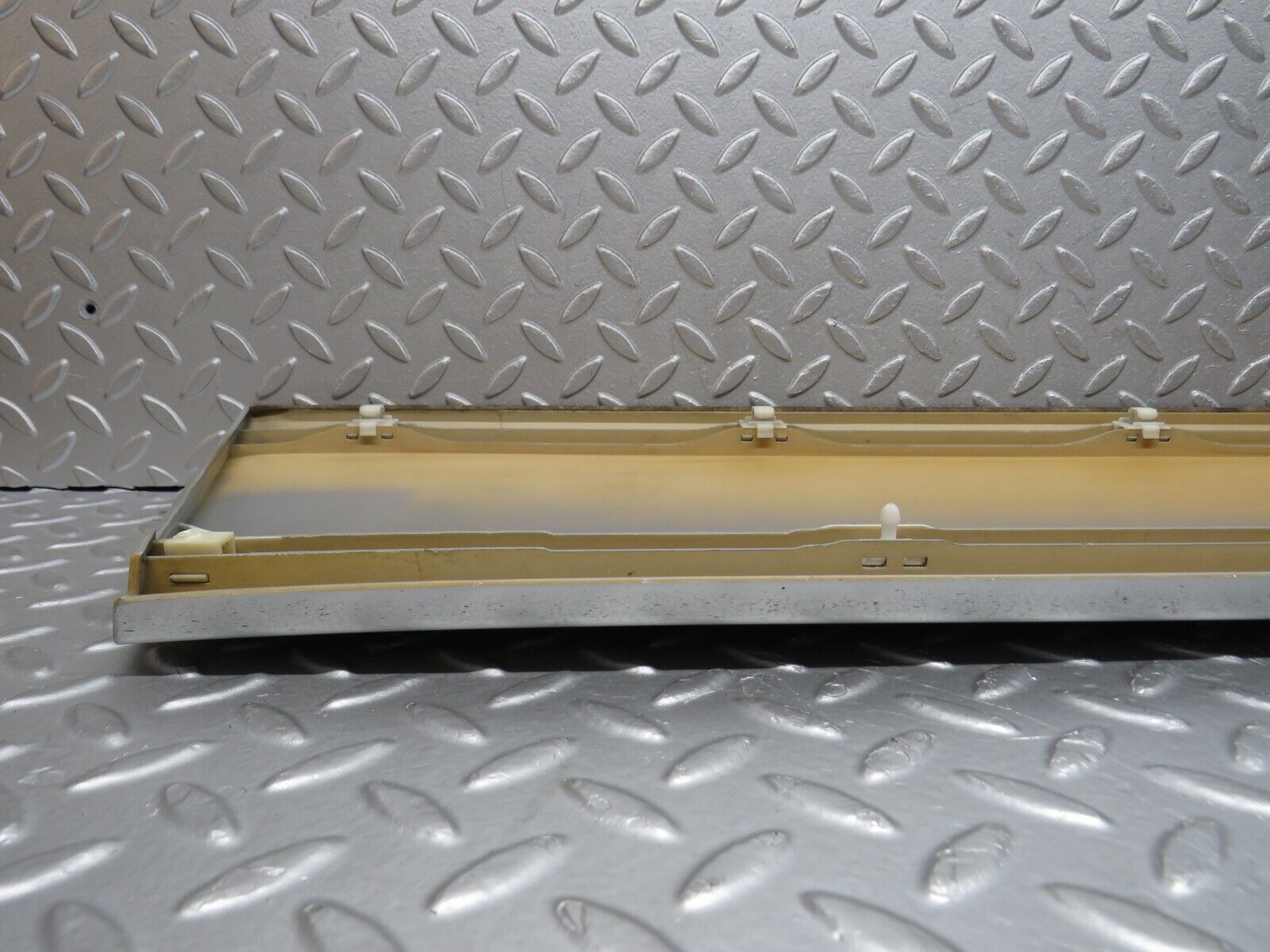 39380 Mercedes-Benz R129 320SL Coupe Left Door Lower Moulding Trim 1296902140