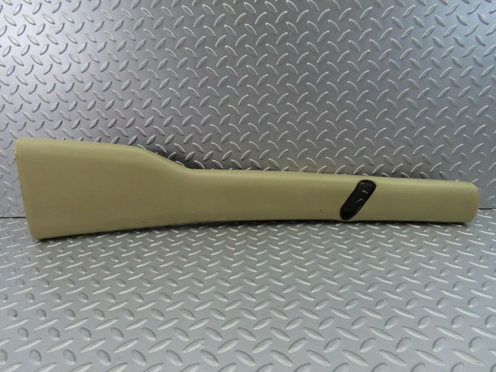 7384 Mercedes-Benz W116 450SE B Pillar Cover Right Side