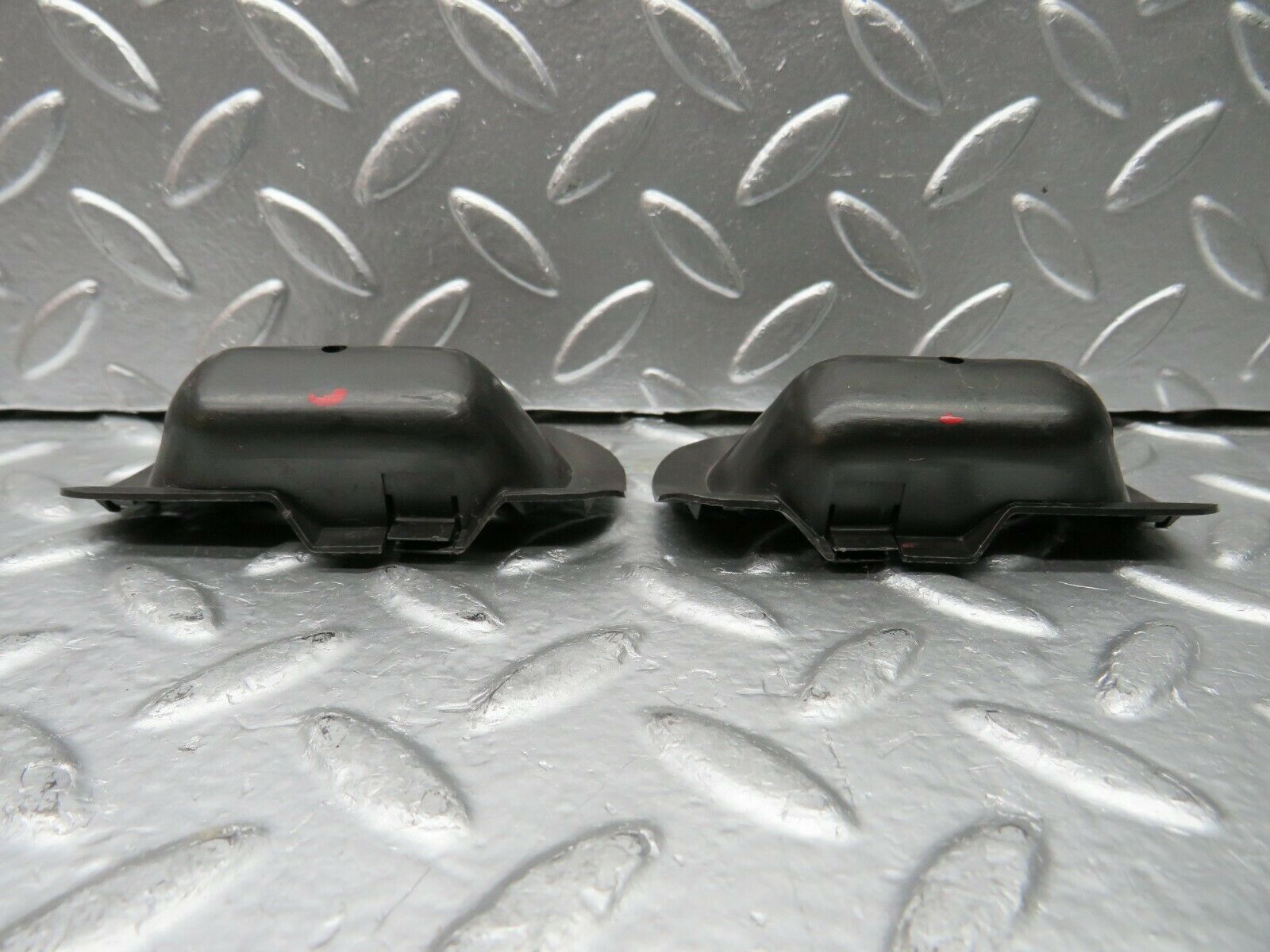 22624 Mercedes-Benz C124 E220 Washer Nozzle Cover Pair 1248890325 1248890425