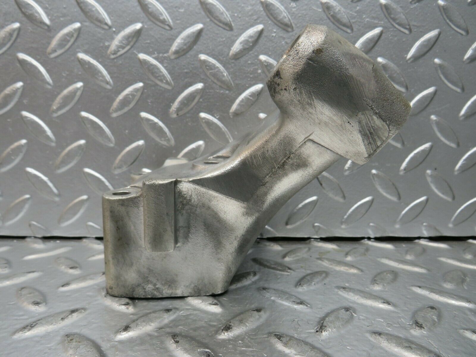 23285 Mercedes-Benz W116 350SE Engine Mount Bracket Right Side 1162232804