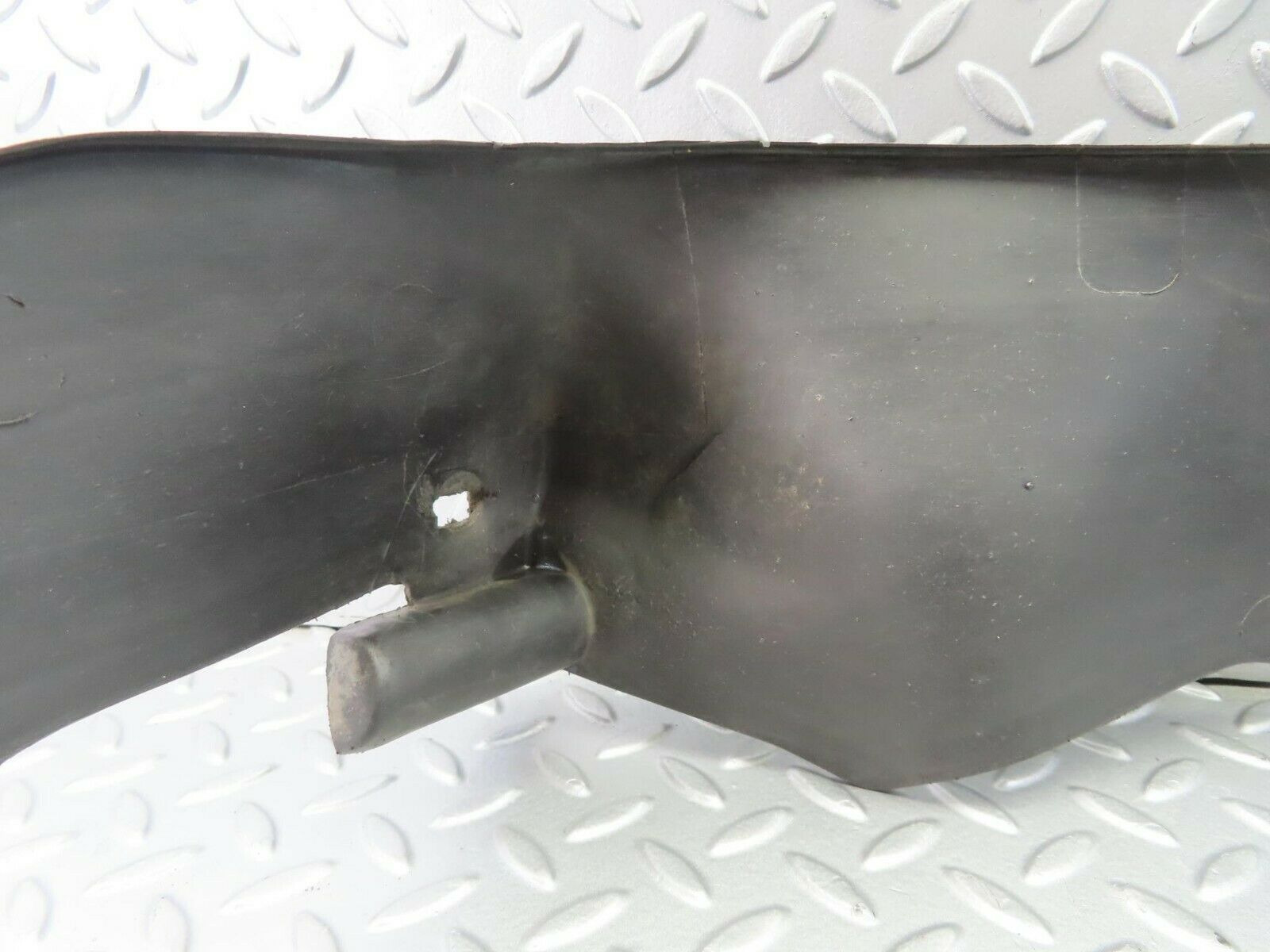 9695 Mercedes-Benz C123 280CE Coupe Front Right Fender Wing Splash Guard 1238840635