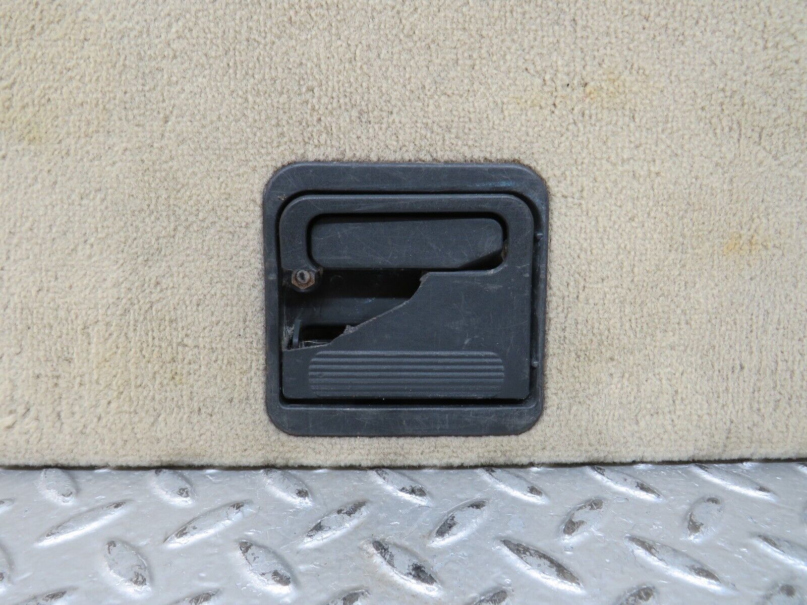 27788 Mercedes-Benz S124 300TE Wagon Trunk Floor Carpet