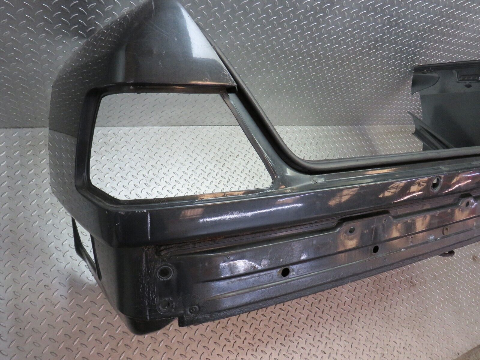 26546 Mercedes-Benz C124 220CE Coupe Complete Rear Panel