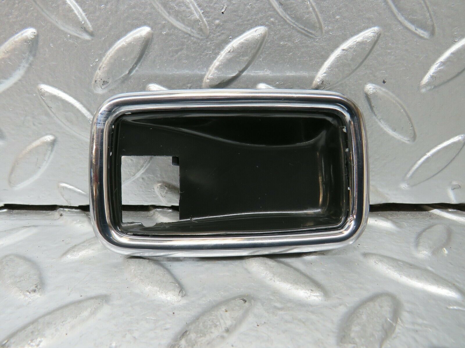 23448 Mercedes-Benz W114 280E Chrome Frame For Door Handle Left 1087660511