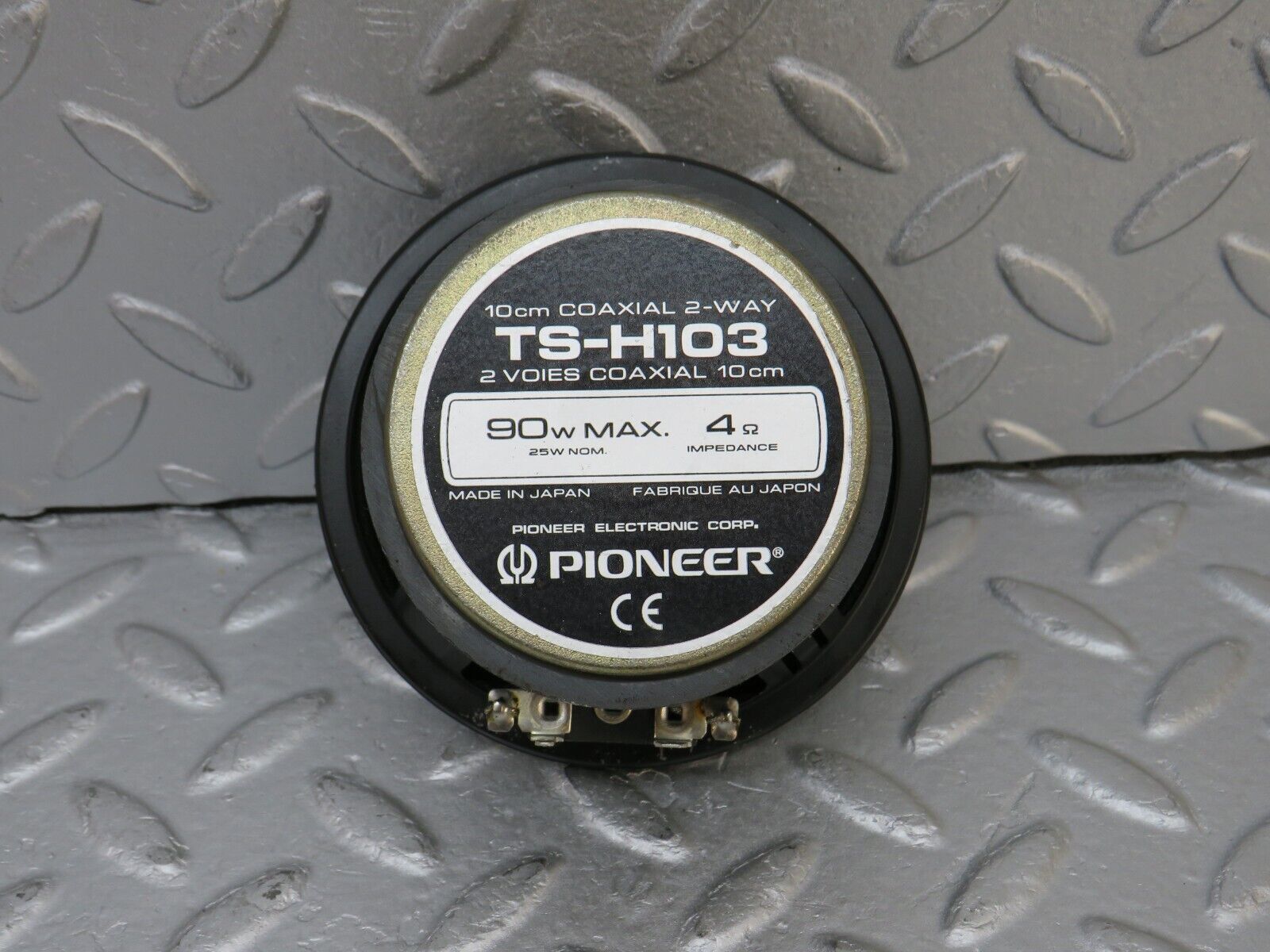 36750 Mercedes-Benz W201 190E 2.0L Speaker PIONEER TS-H103