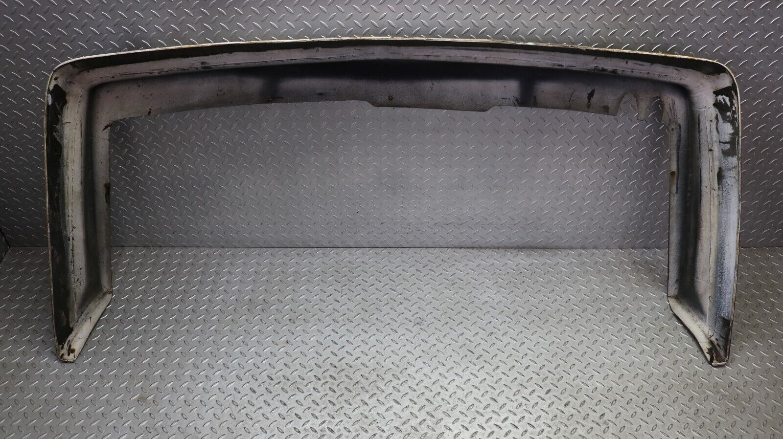 37255 Mercedes-Benz C126 420SEC Coupe Rear Bumper