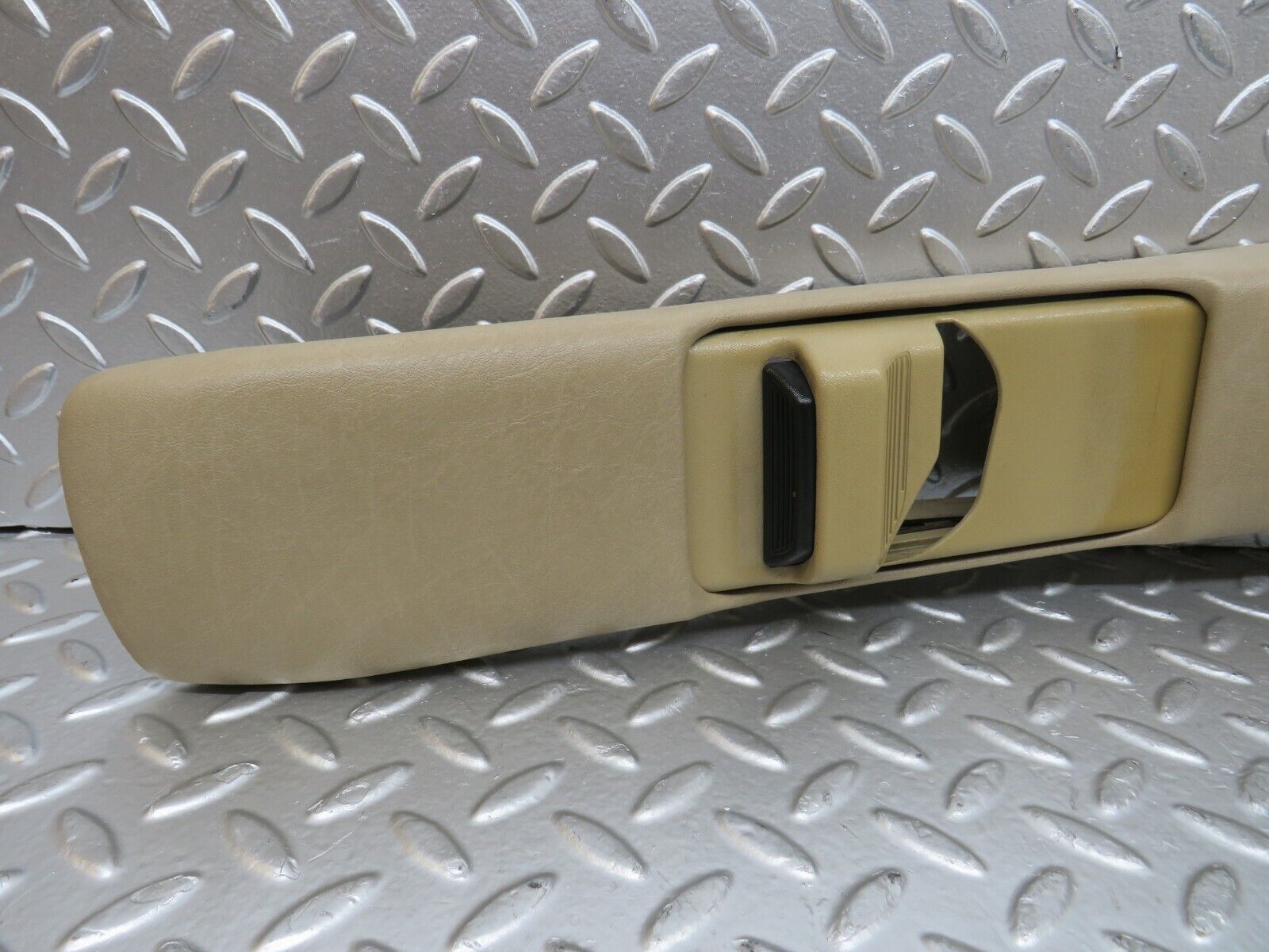 27525 Mercedes-Benz S124 300TE B Pillar Cover Right Side Beige 1246923689