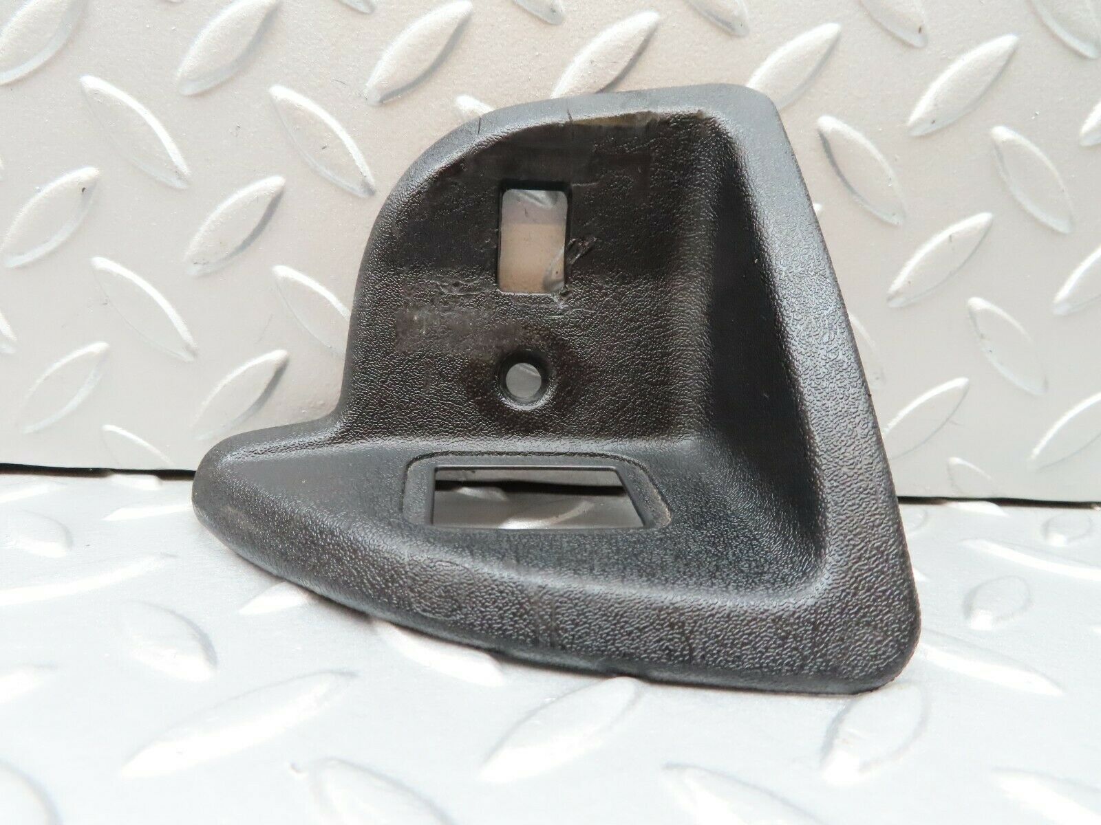 3735 Mercedes-Benz S123 200T Wagon Rear Seat Latch Cover Right 1236922422