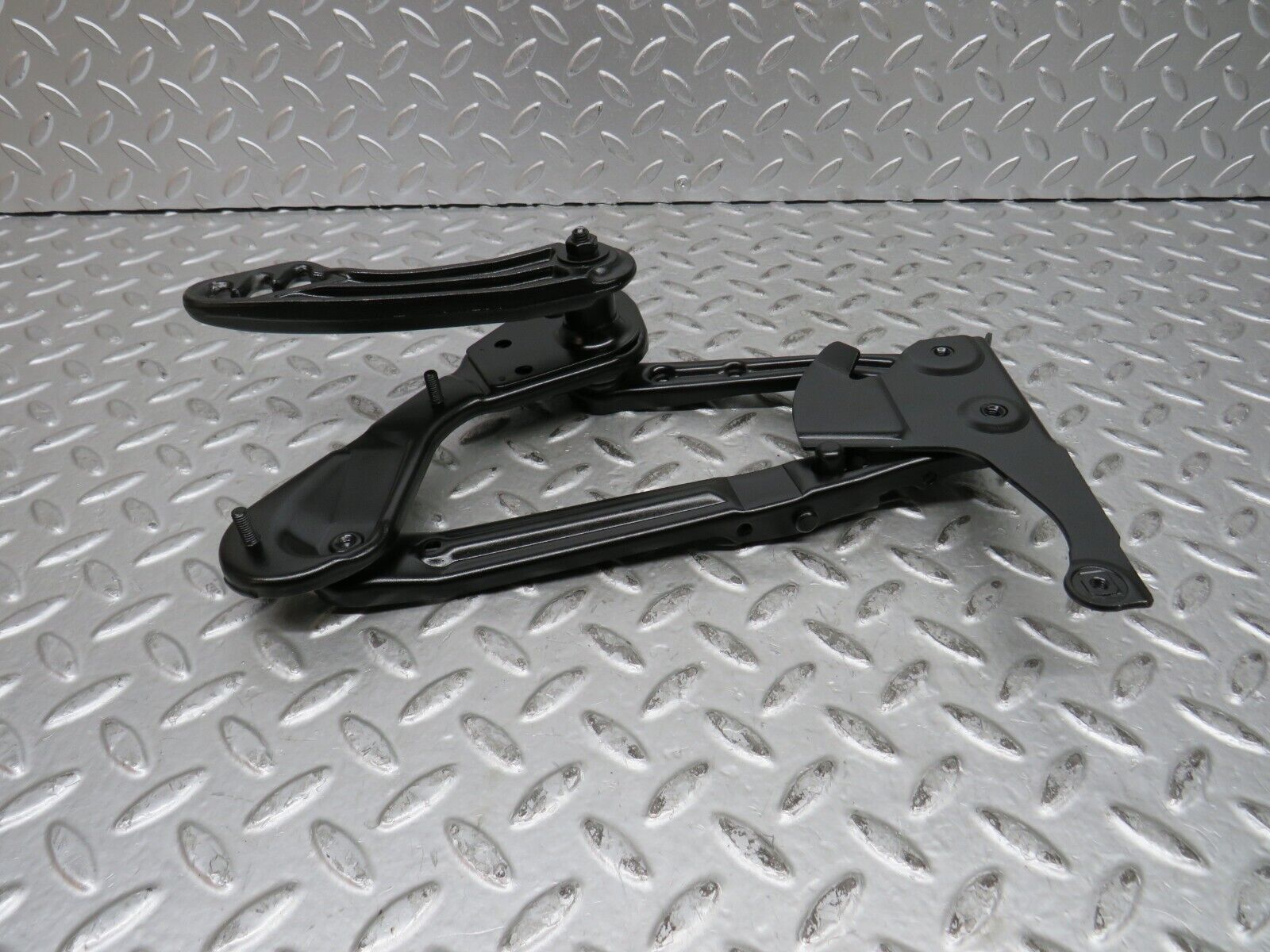 29009 Mercedes-Benz C124 320CE Coupe Bonnet Hinge Right Side 1298870274