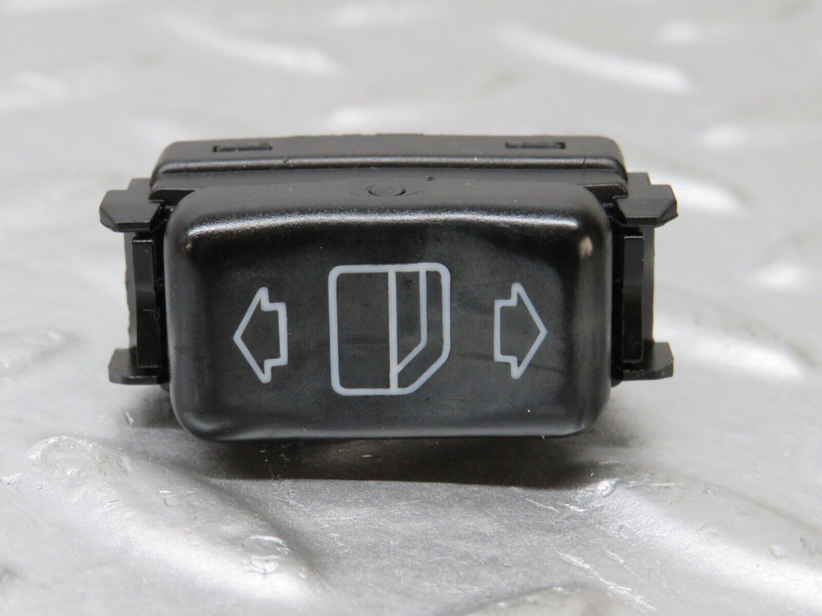 36913 Mercedes-Benz C126 420SEC Coupe Electric Window Switch Right 1248204510
