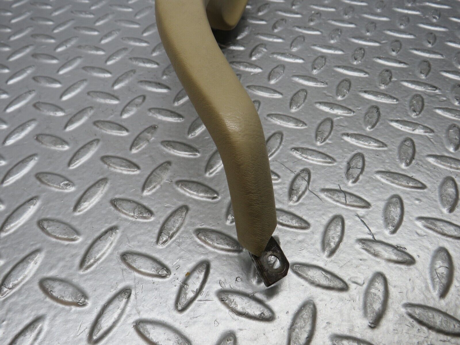 36861 Mercedes-Benz C126 420SEC Left Door Interior Handle Armrest Beige