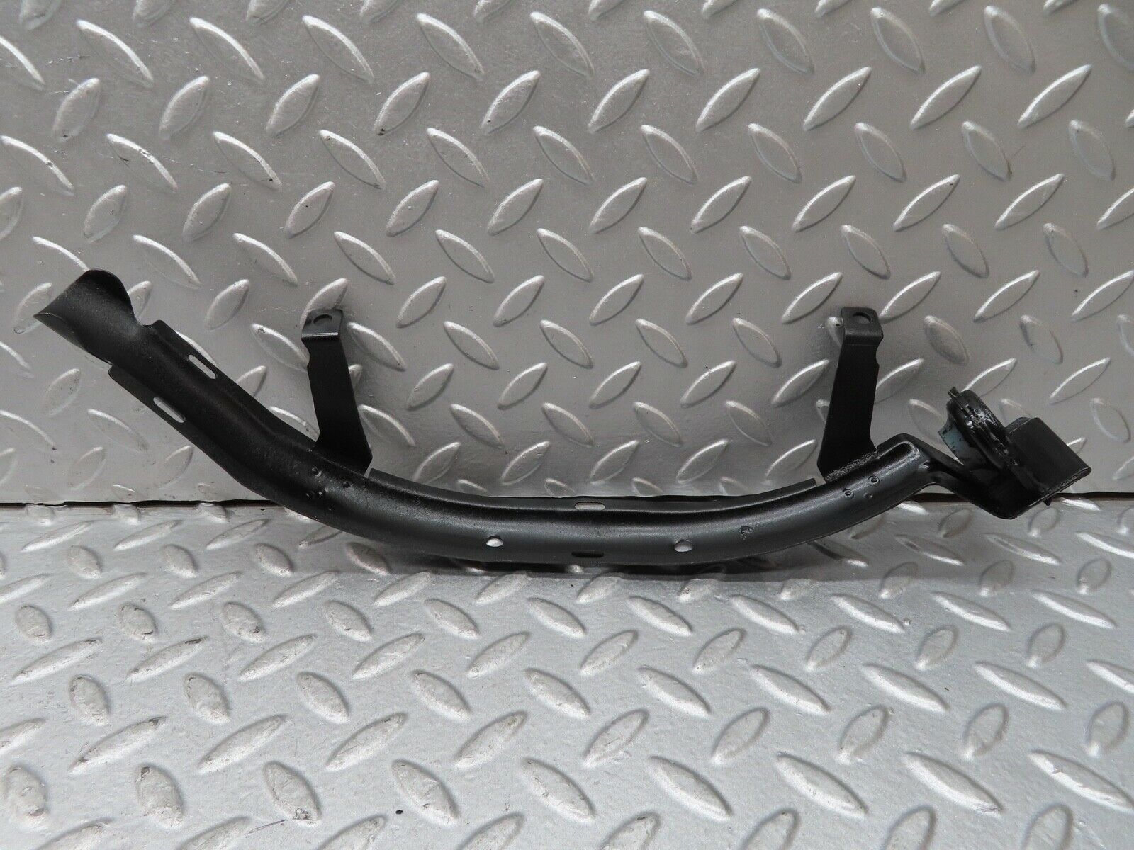 17804 Mercedes-Benz W116 450SEL Engine Cable Channel