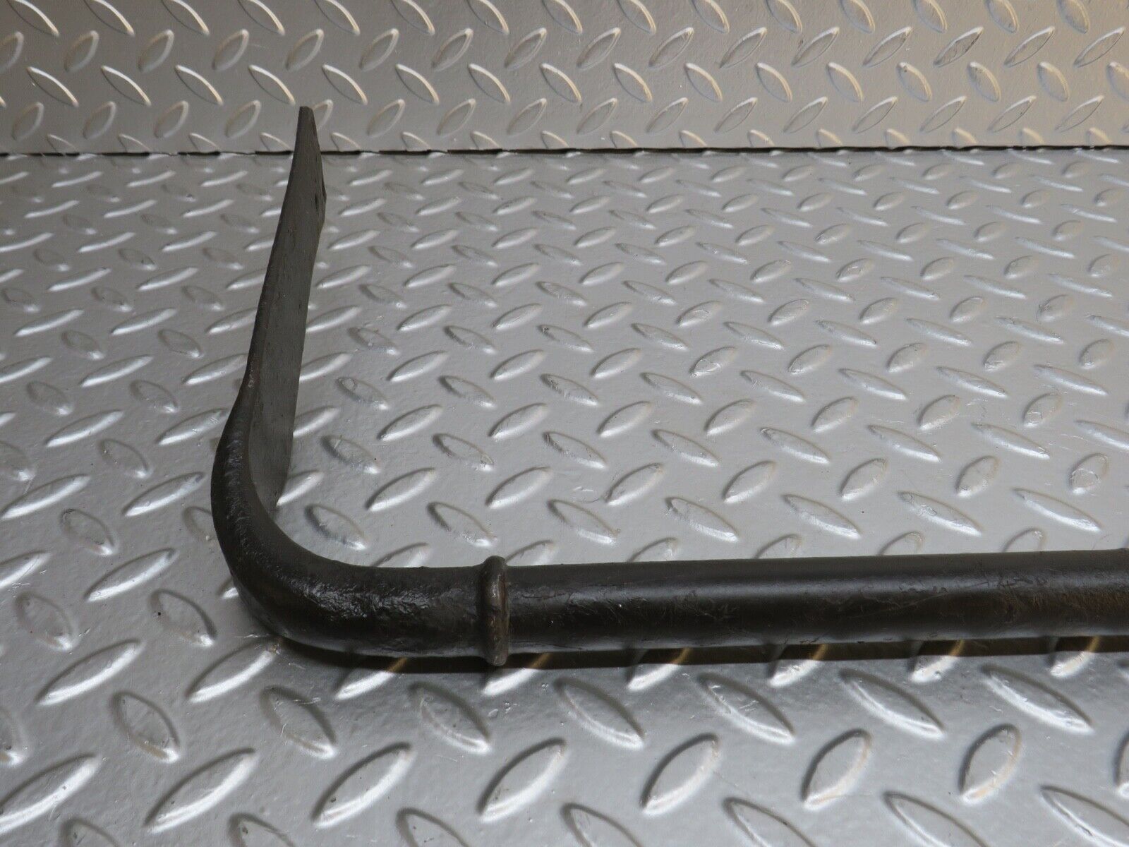 0384 Mercedes-Benz W116 Front Torsion Bar 1163234266