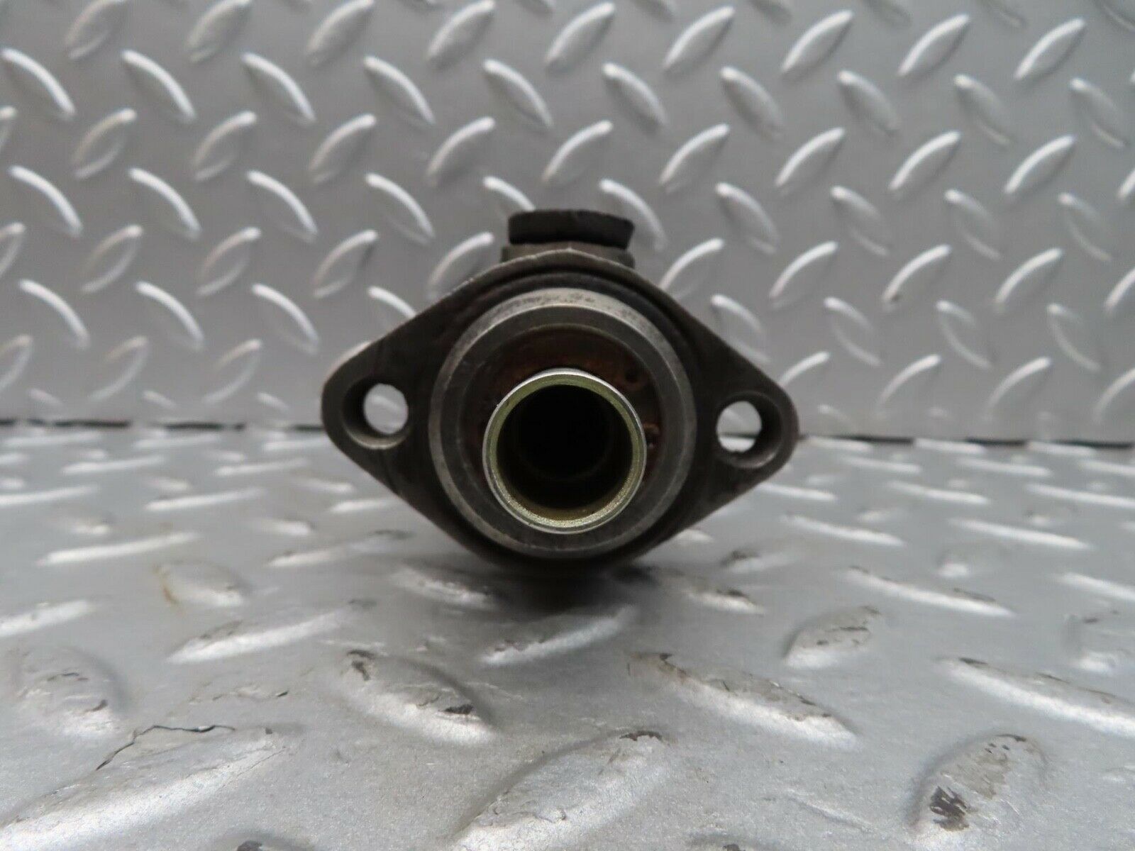 0087 Mercedes-Benz W116 Brake Master Cylinder