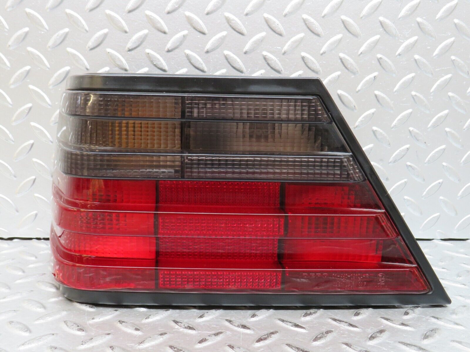 29041 Mercedes-Benz C124 320CE Coupe Tail Light Left Side