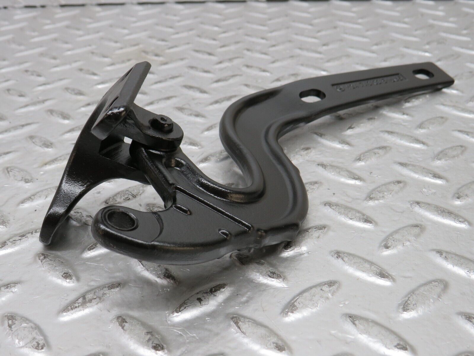 27743 Mercedes-Benz S124 300TE Trunk Lid Hinge Left Side 1247430351 1247430121