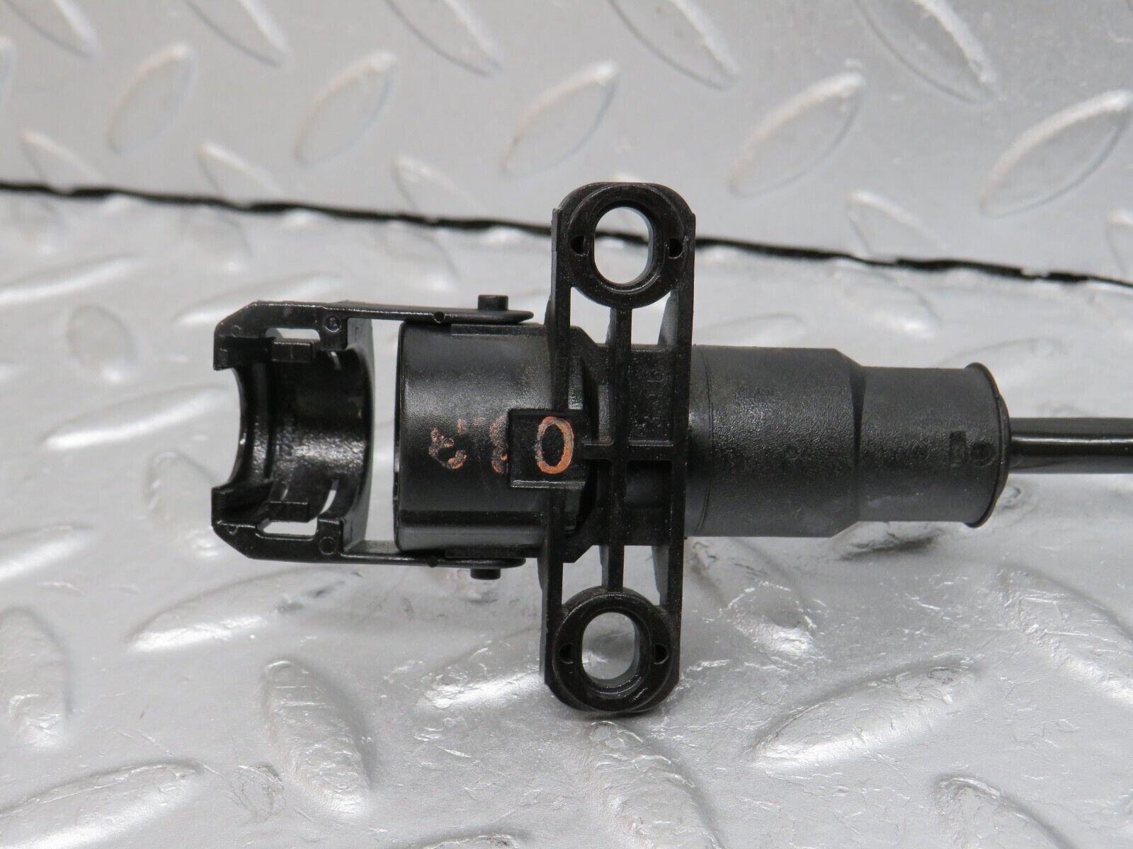 38559 Mercedes-Benz R129 280SL Coupe Throttle Body Valve VDO 0011416525