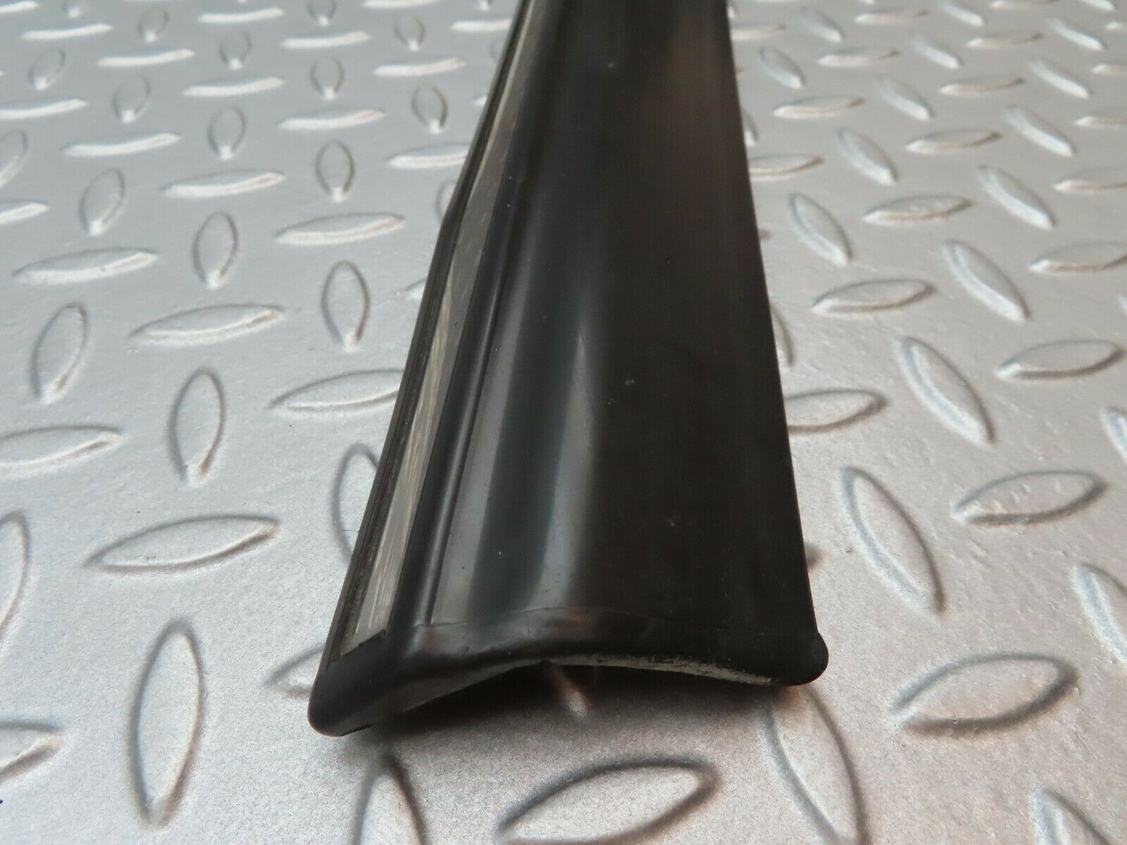 3697 Mercedes-Benz S123 200T Wagon Front Left Door Lower Trim