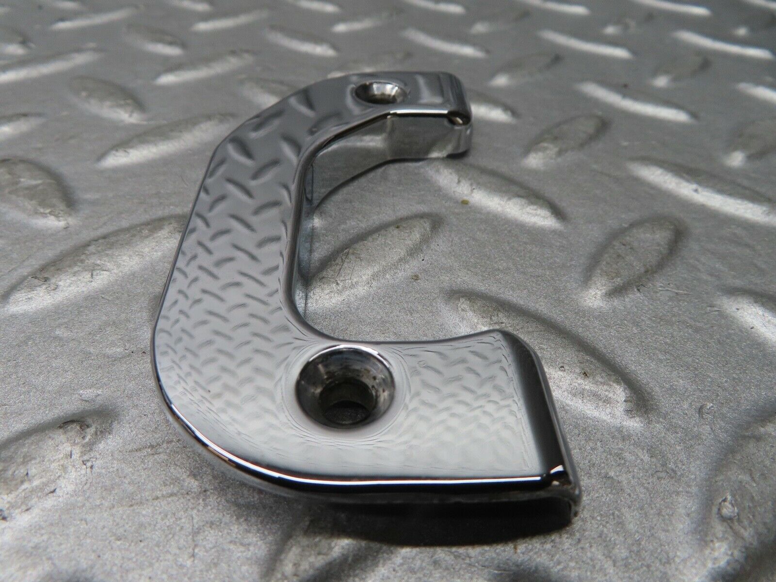 17545 Mercedes-Benz W116 450SEL Right Door Interior Chrome Latch Trim