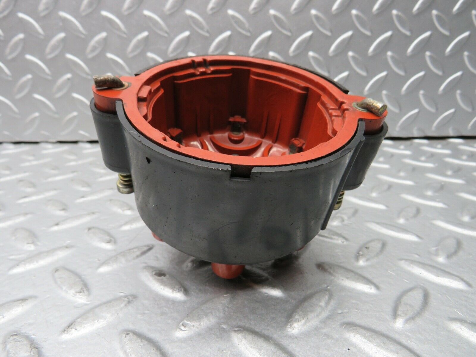 21905 Mercedes-Benz W123 Ignition Distributor Cap