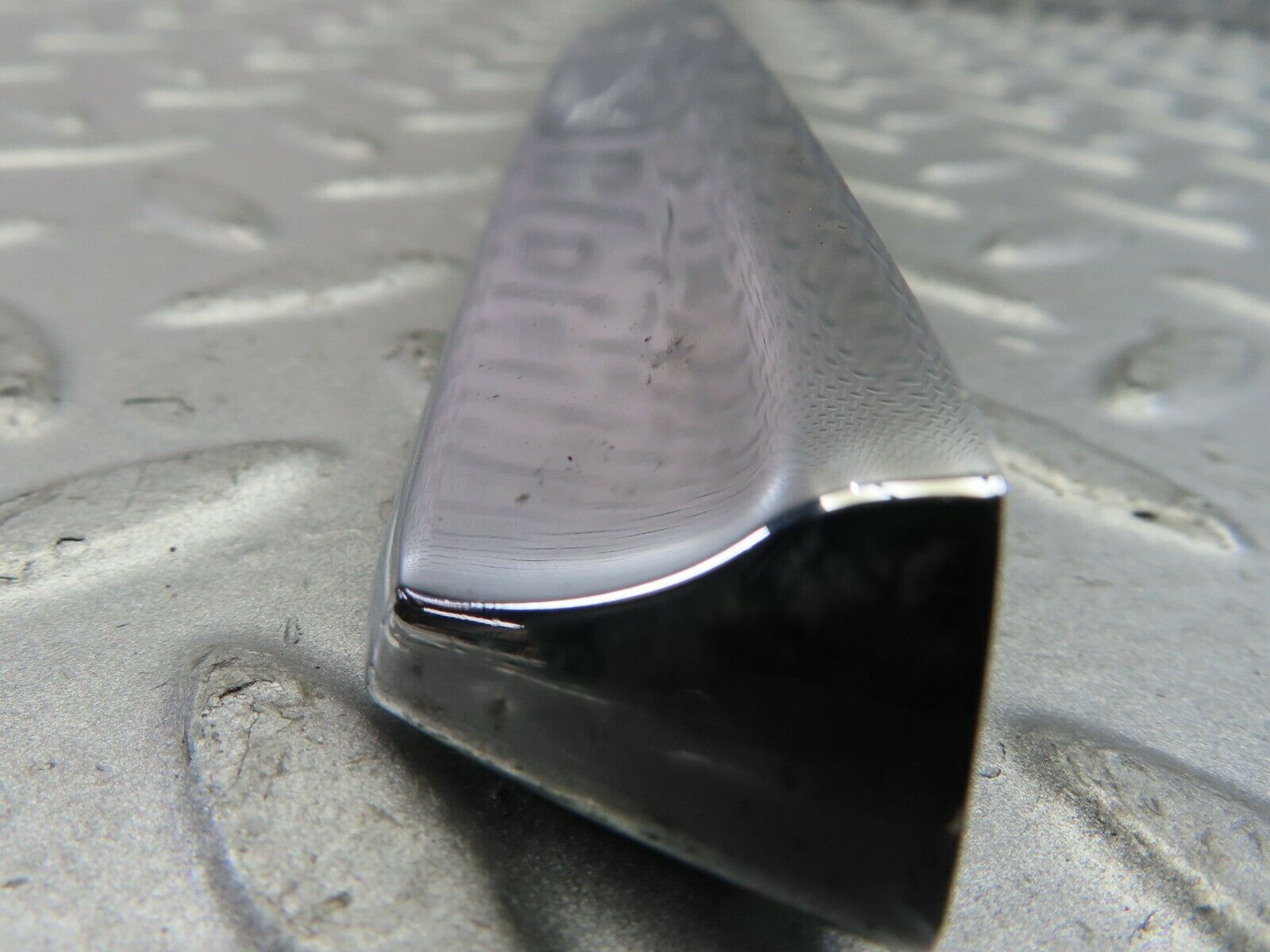 9219 Mercedes-Benz W115 Trunk Lid Chrome Handle 1157580002 205 mm length type