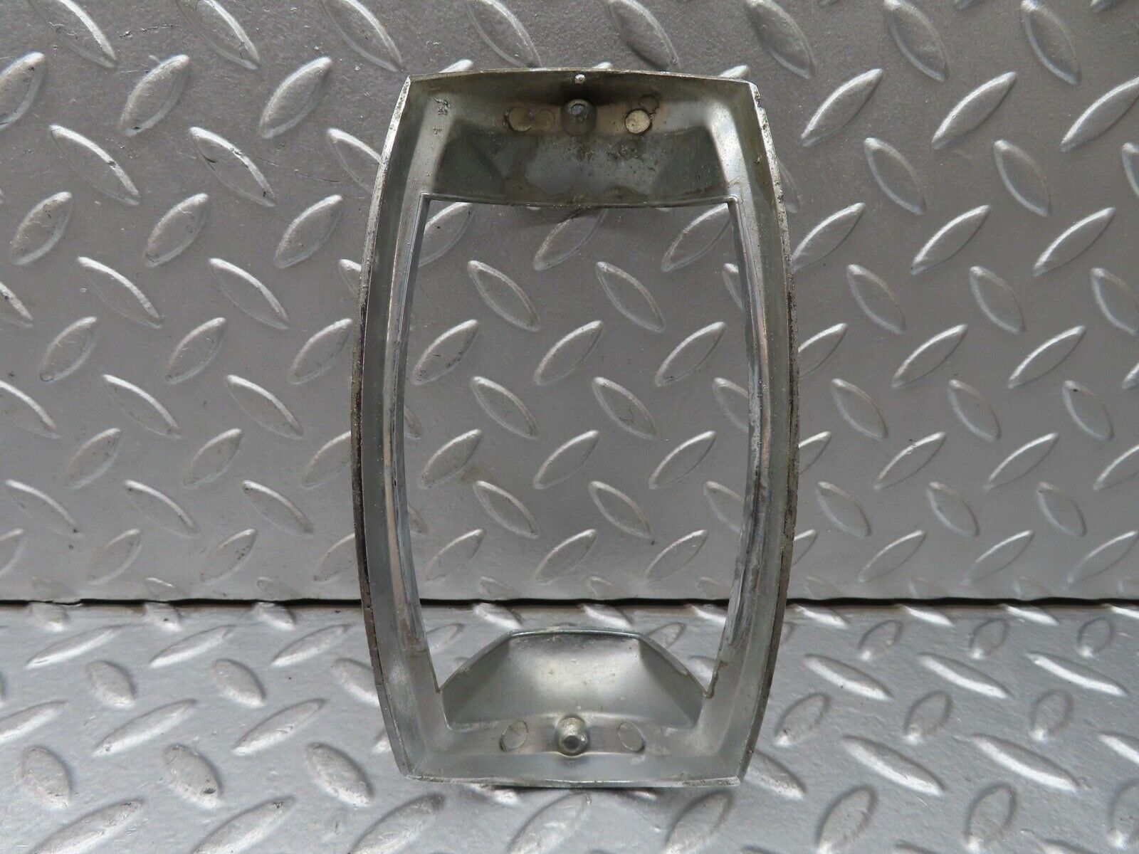 18663 Mercedes-Benz W120 W121 Ponton Tail Light Chrome Frame