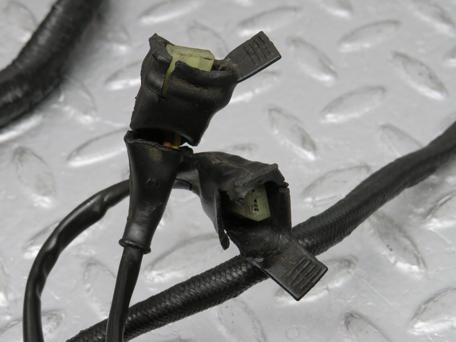 37576 Mercedes-Benz W109 300SEL ECU Wire Harness 0005451945