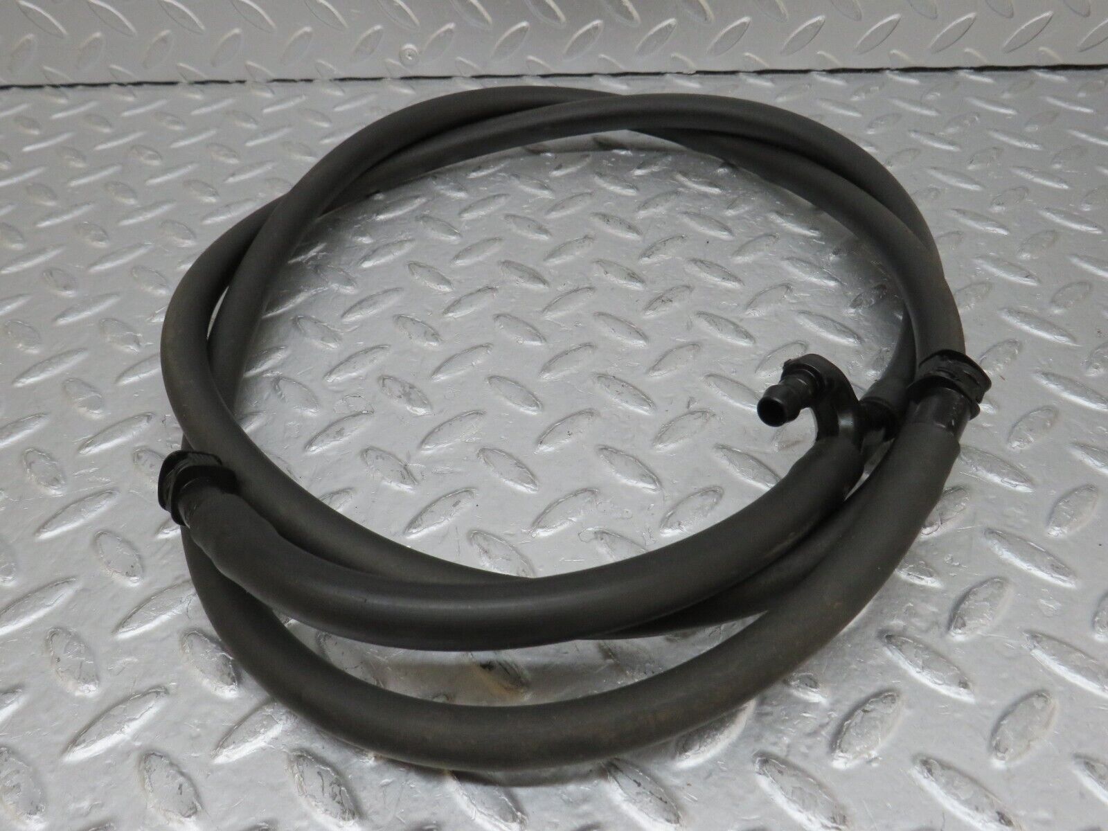 35250 Mercedes-Benz W221 Headlight Washer Hose Pipe
