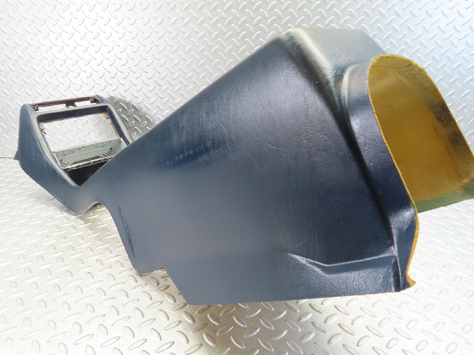 11350 Mercedes-Benz C123 230CE Coupe Centre Console Blue