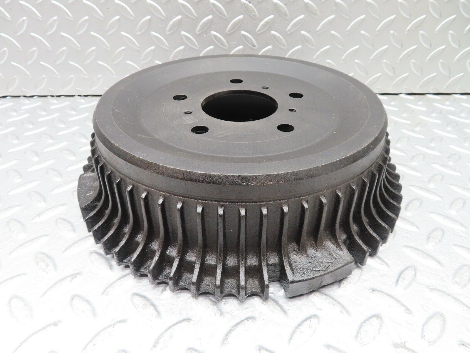 18297 Mercedes-Benz W111 220SE Coupe Rear Brake Drum