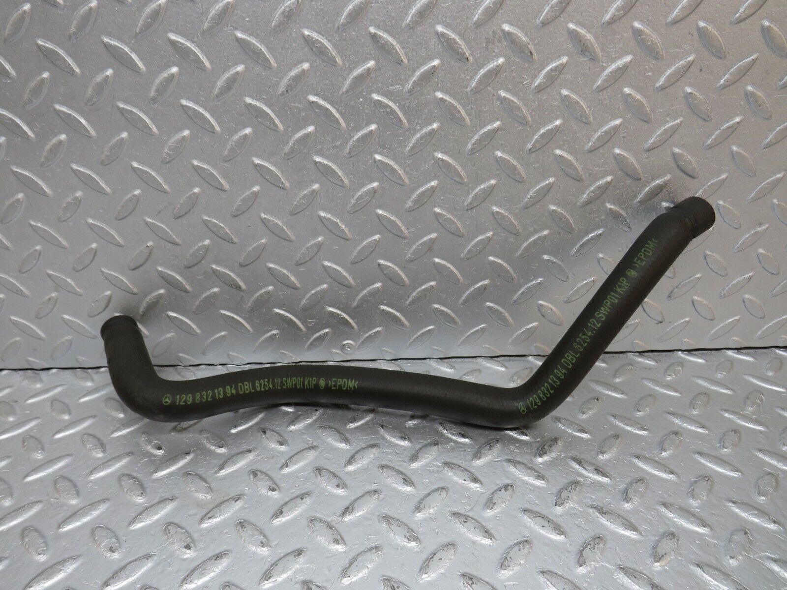 39688 Mercedes-Benz R129 320SL Coupe Coolant Hose Pipe 1298321394