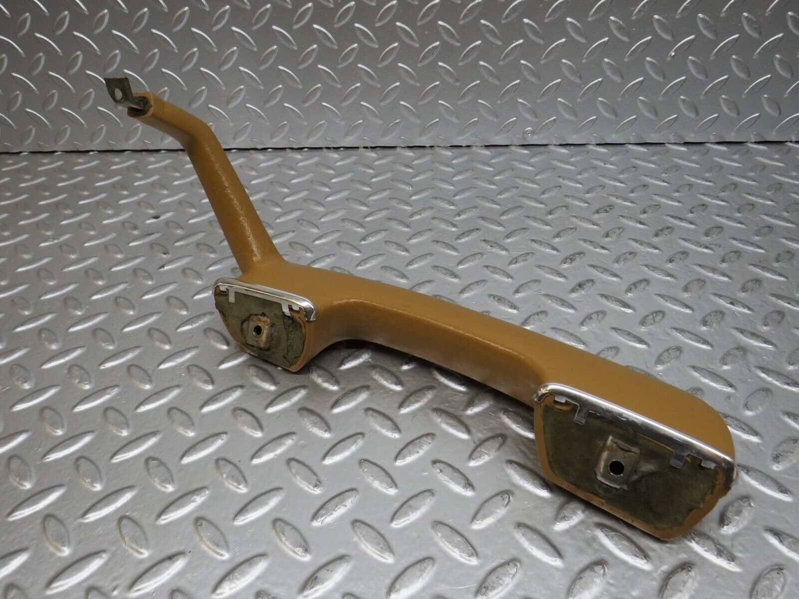 25437 Mercedes-Benz W123 200 Interior Door Handle Front Left