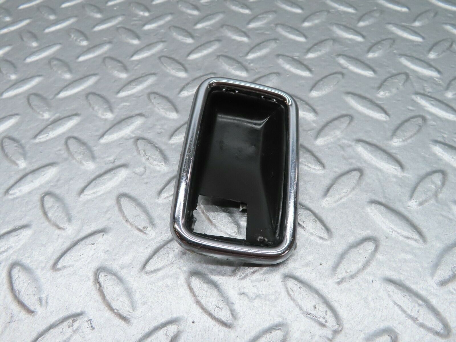 17967 Mercedes-Benz W123 200 Chrome Frame For Door Opener Right 1087660611