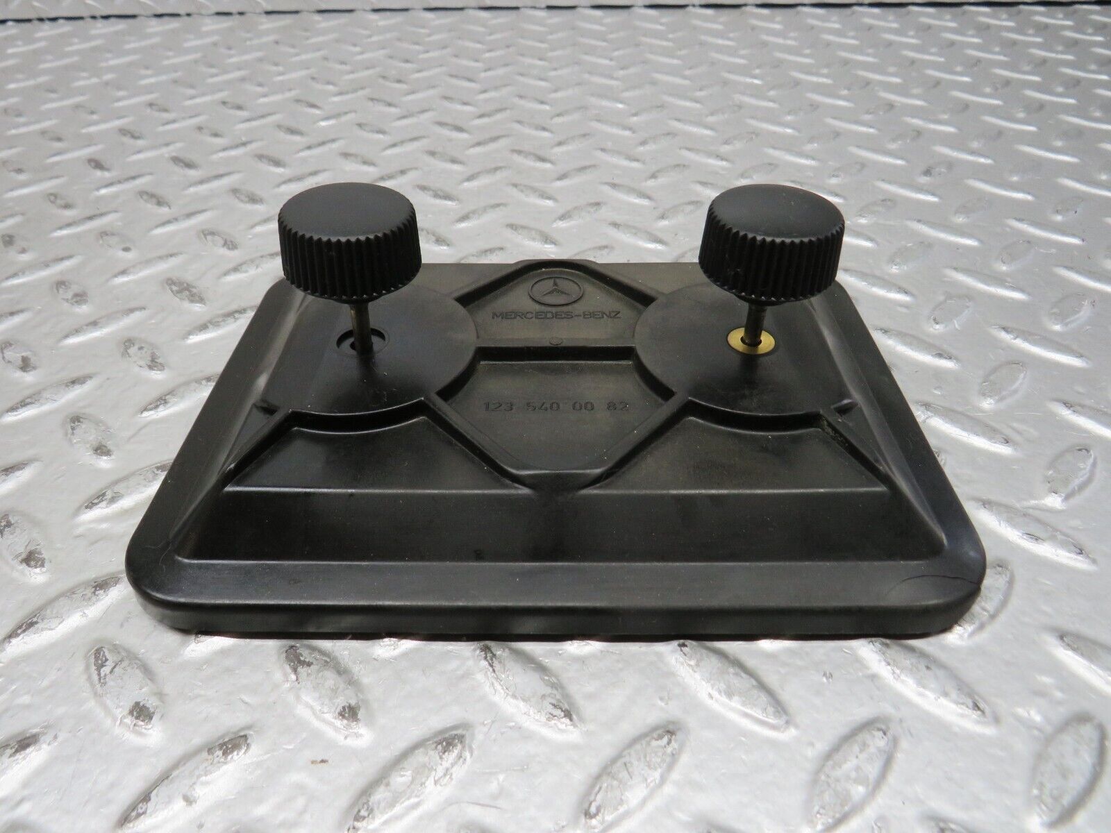 28750 Mercedes-Benz W123 230E Fuse Box Cover Lid 1235400082