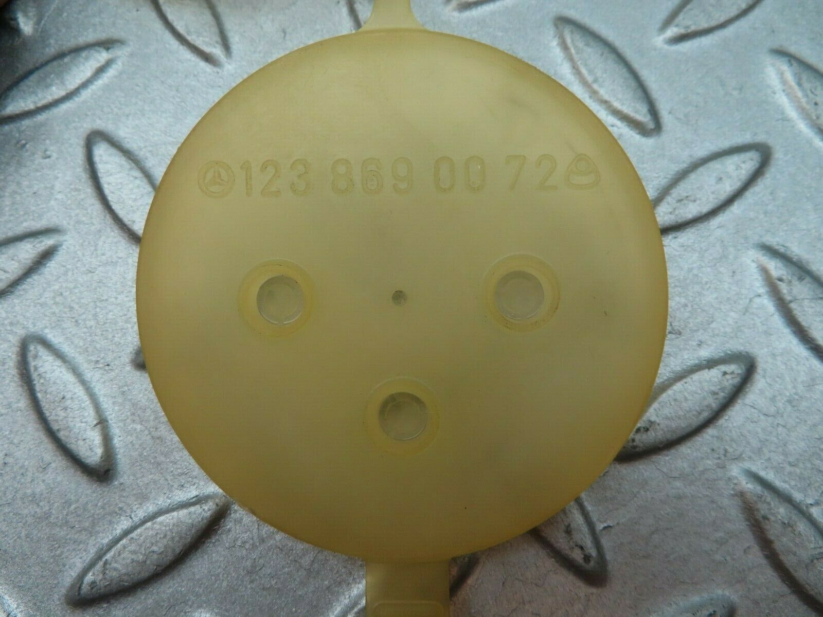 3662 Mercedes-Benz S123 200T Wagon Windscreen Washer Fluid Tank 1238690072