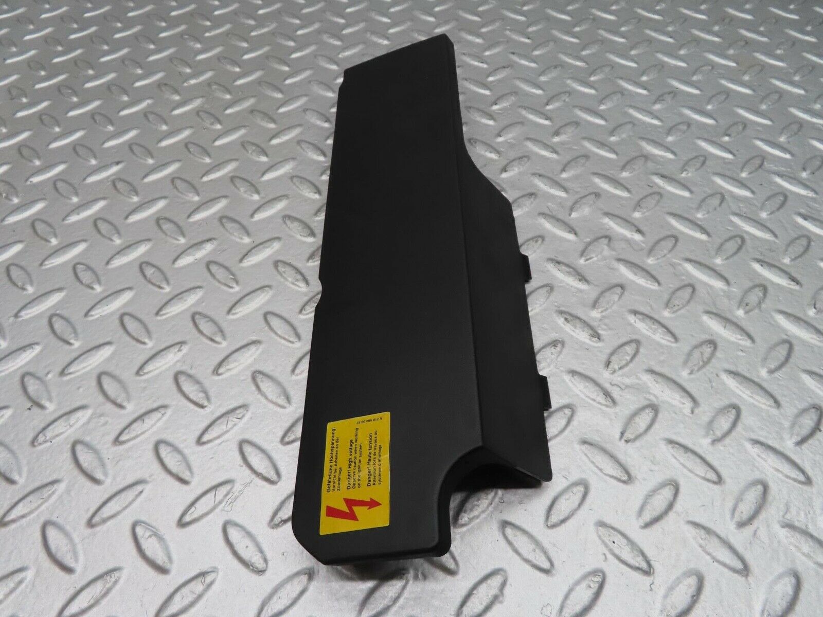 14950 Mercedes-Benz W140 S320 Ignition Lead Cover 1041590425