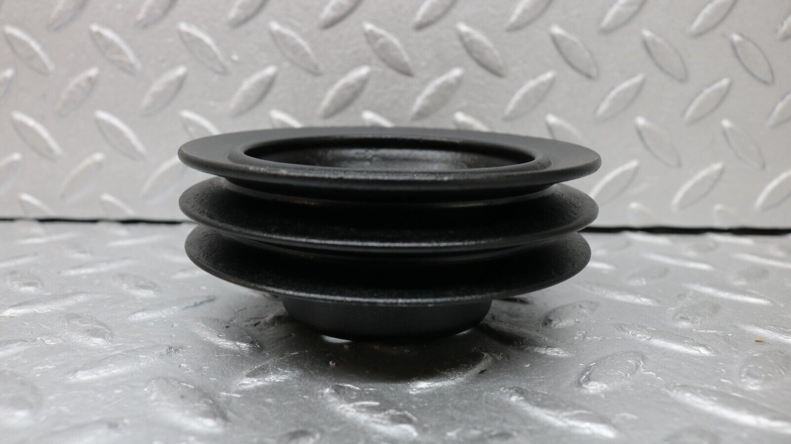 37203 Mercedes-Benz C126 420SEC Coupe Water Pump Pulley 1162000405