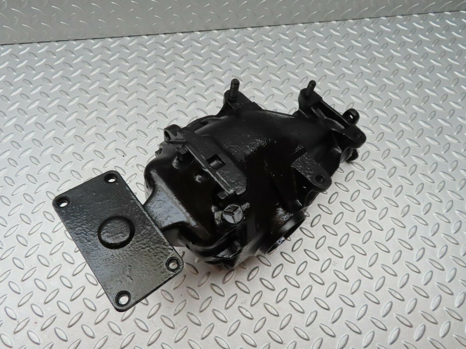 4620 Mercedes-Benz V123 240D LWB Rear Differential Ratio 3.92 1233510101